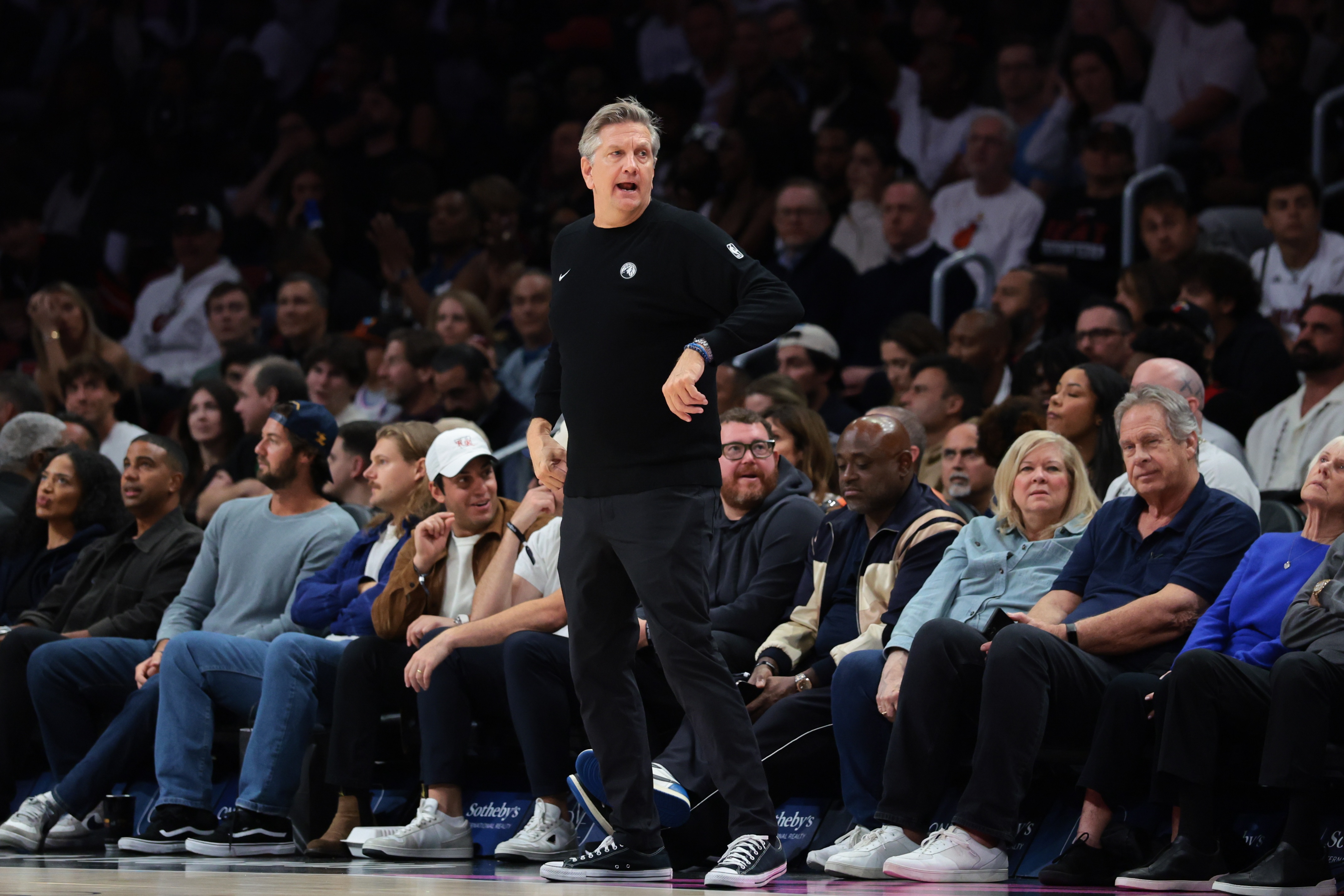 必威手机版-芬奇：有时候我们就是自己最大的敌人 我们要打出自己最好的篮球